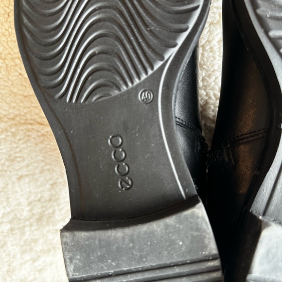 Ecco Ankle Boot - Picture 6 of 7
